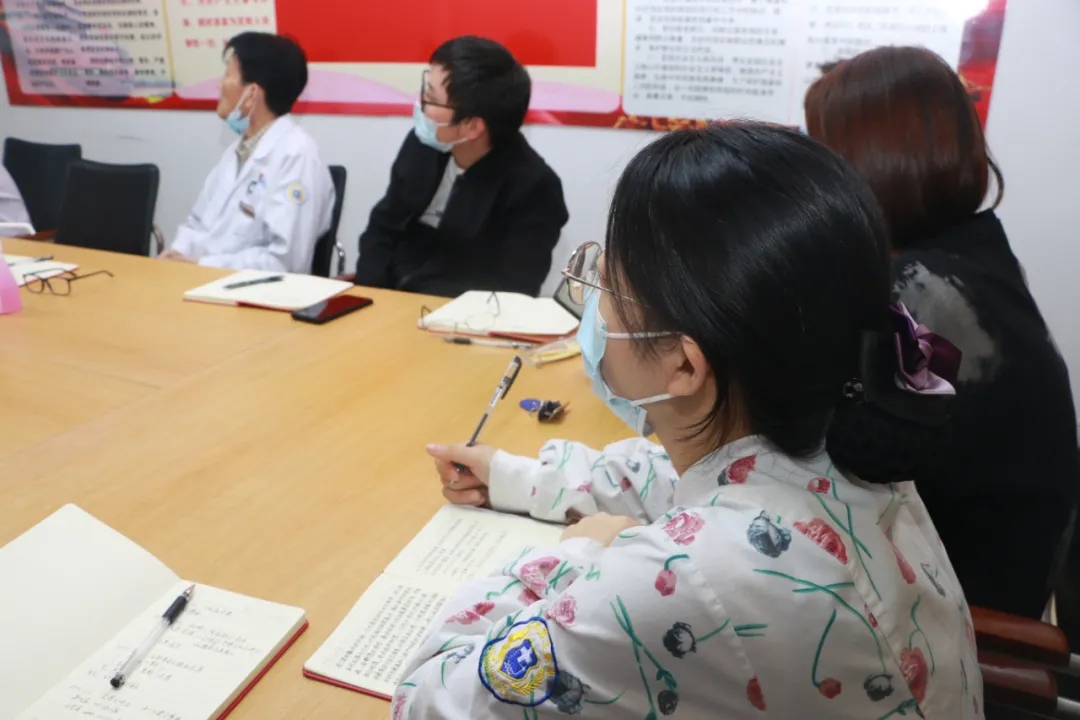 党史学习丨上虞第三医院党支部组织观看《党课开讲啦》第2期——《伟大建党精神》(图3)